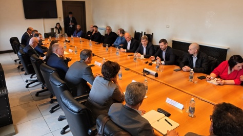 StarTech: Fedriga-Rosolen, andare verso amministrazione straordinaria